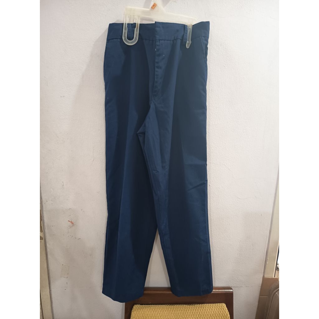 celana seragam SMP PRELOVED