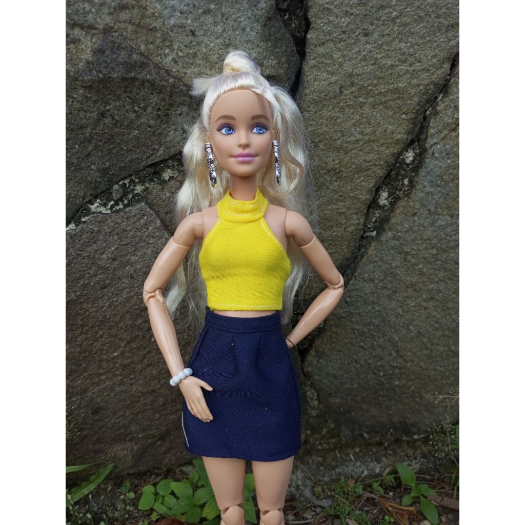 baju boneka barbie/baju Barbie standar(boneka tidak termasuk)