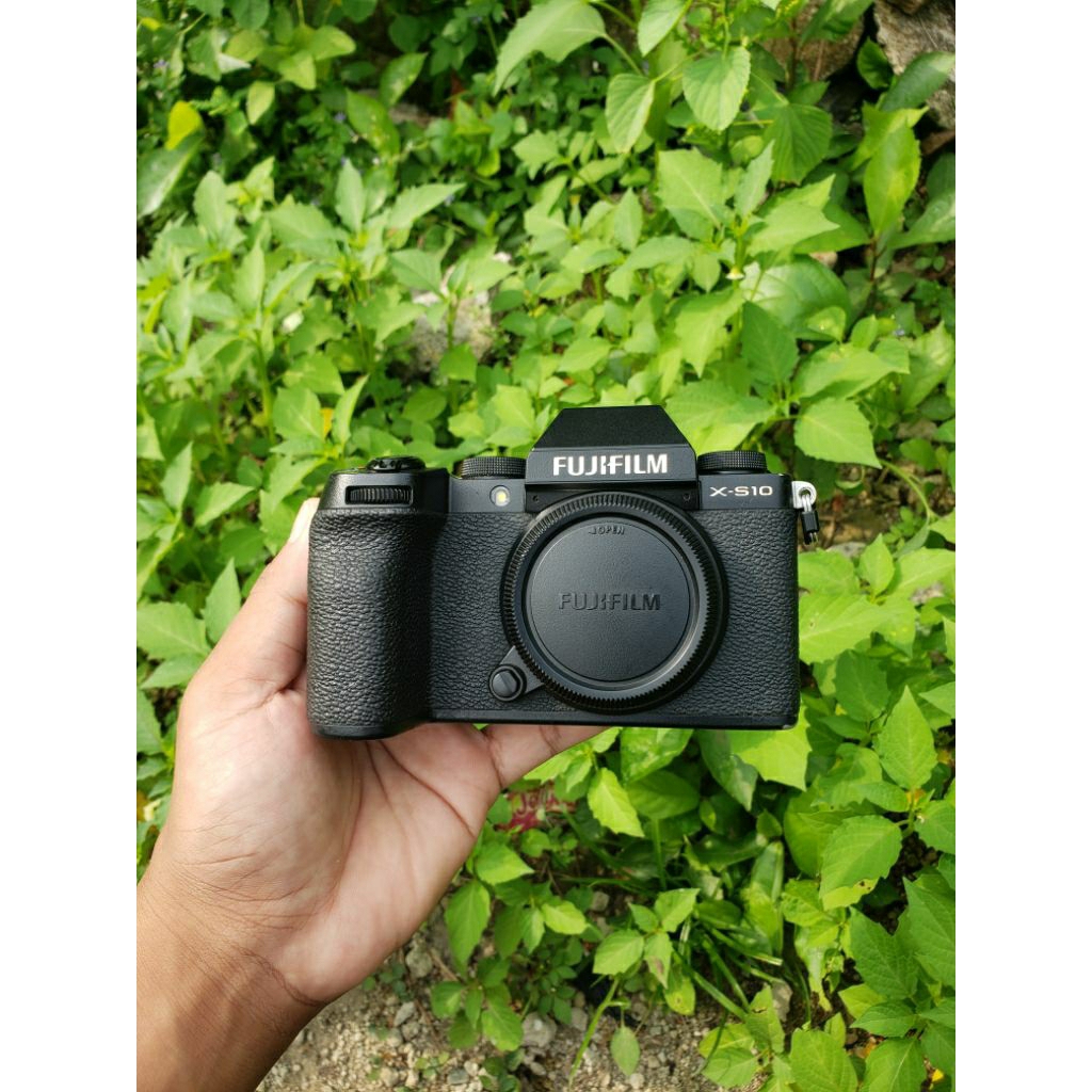 FUJIFILM X-S10 BODY ONLY