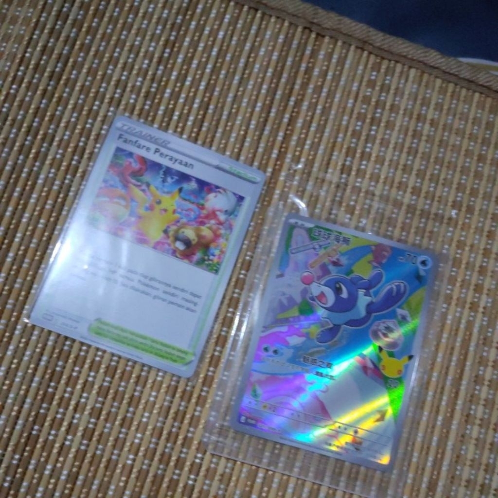 Kartu Pokemon set chinese dan fanfare perayaan