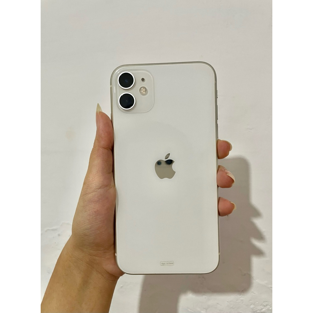 IPHONE 11 WHITE -64 GB RESMI IBOX SECOUND