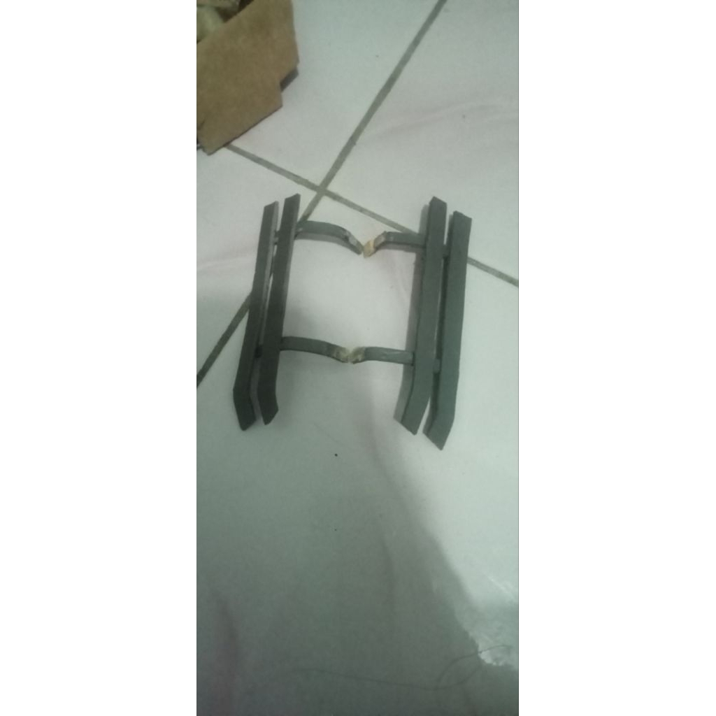 pengamanan samping model herex 2baris bahan PVC foam skala truk plastik sepasang pre order bisa req 