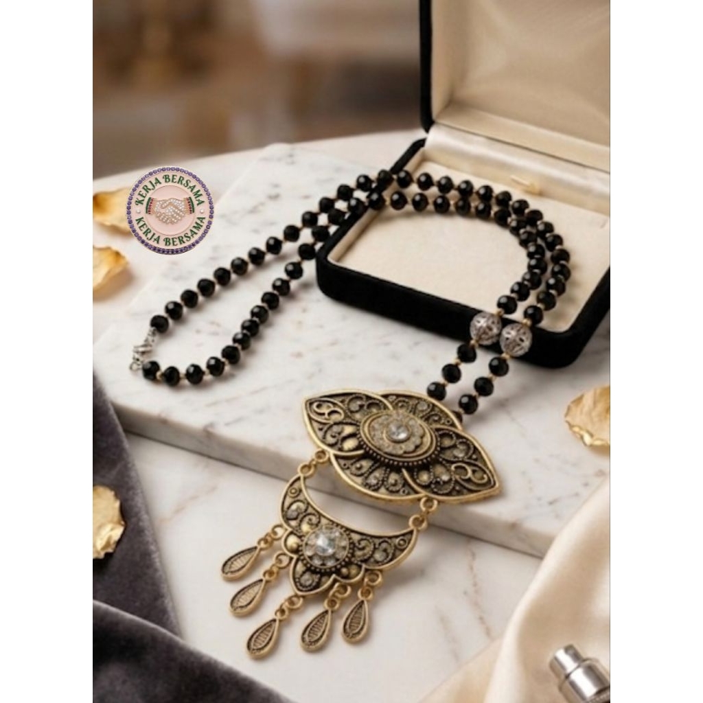 kalung kristal liontin perak bakar