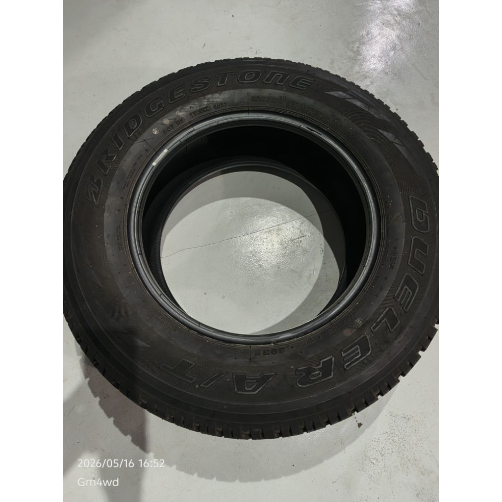 Bridgestone Dueler A/T  265/65 R17