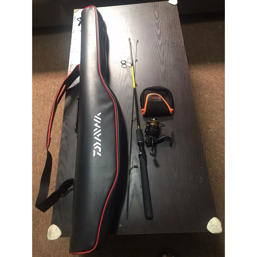 Joran Maguro Trogons , Reel Ryobi 2000, Tas joran Daiwa Original