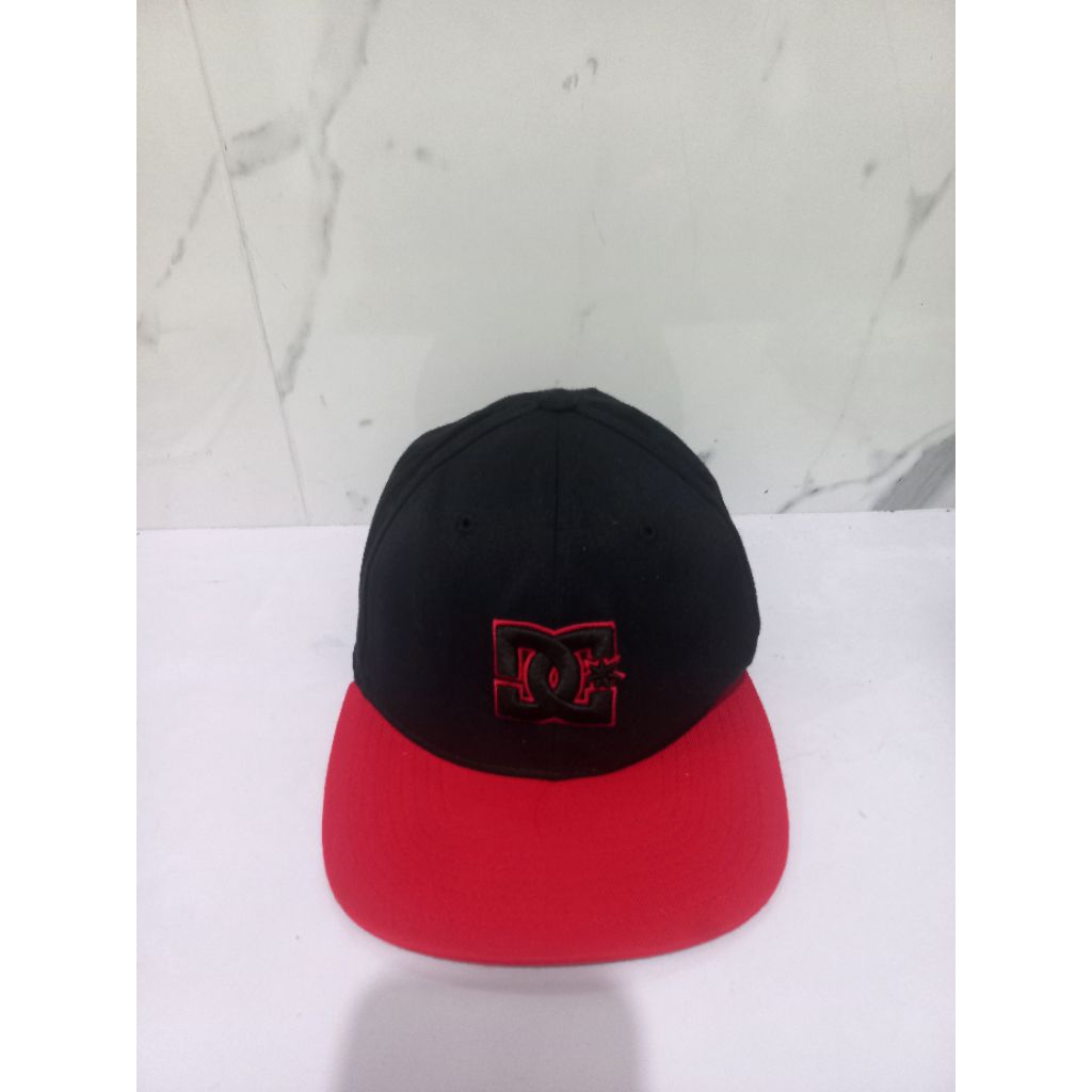 Topi DC