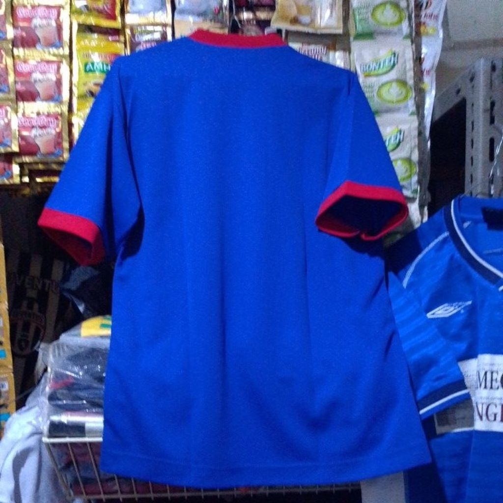 Jersey Persiku Kudus lokal