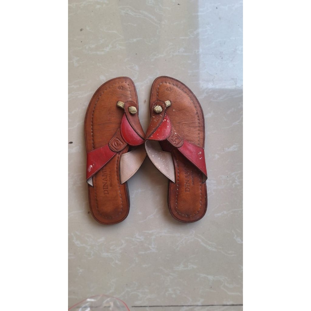 Sepatu kulit Magetan