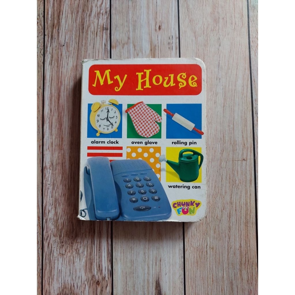 Buku bacaan tebal  board book anak preloved