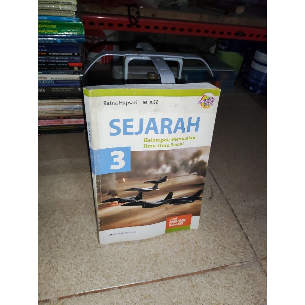 BUKU SEJARAH 3 UNTUK SMA MA KLS 12