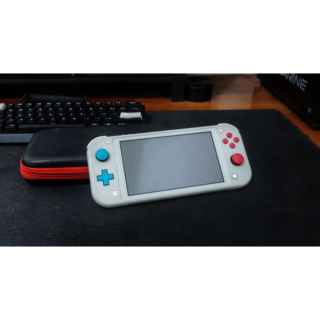 Nintendo switch lite Pokemon sword and shield edition OFW second