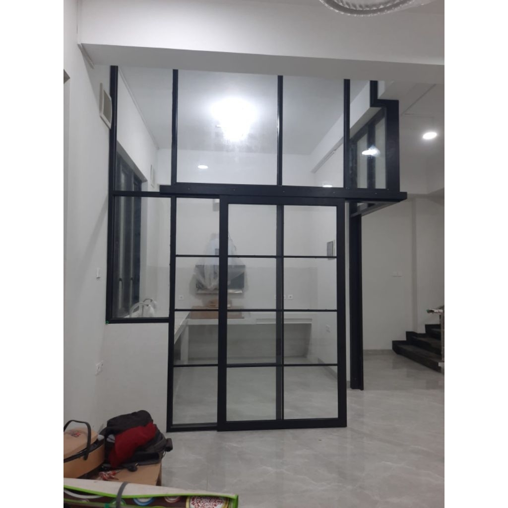 Sekat Ruangan Kaca Aluminium