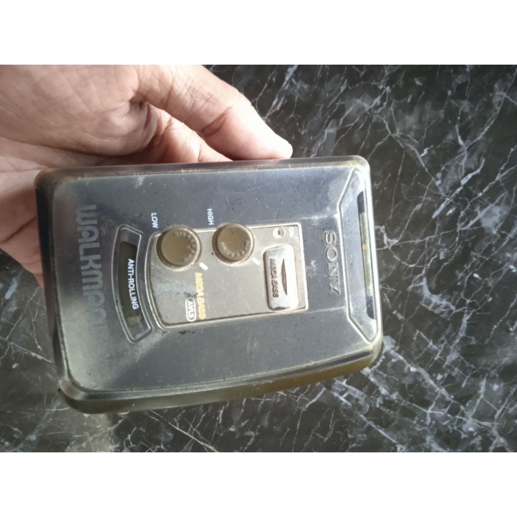 Walkman sony all in merk jadul vintage display off kanibalan part vintage 2000