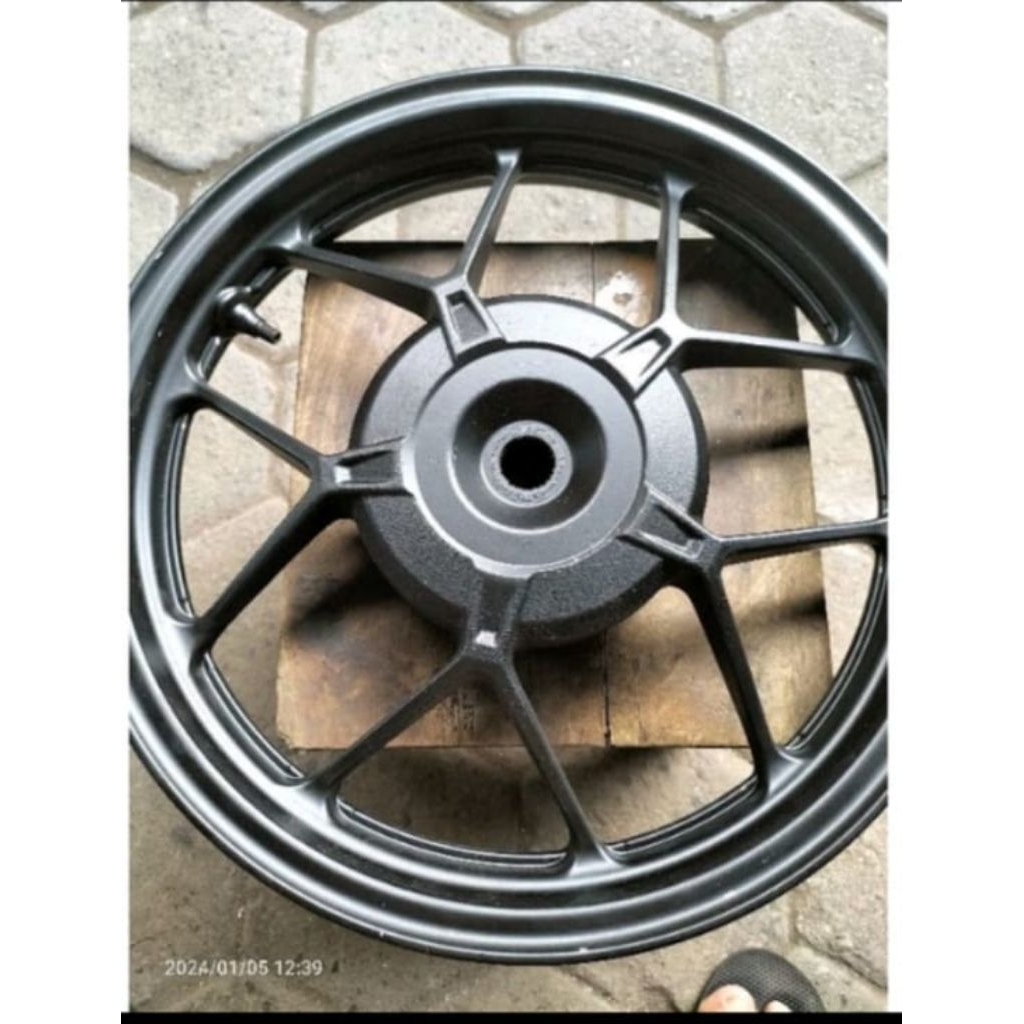 velg racing belakang vario 125/150 led lepasan motor