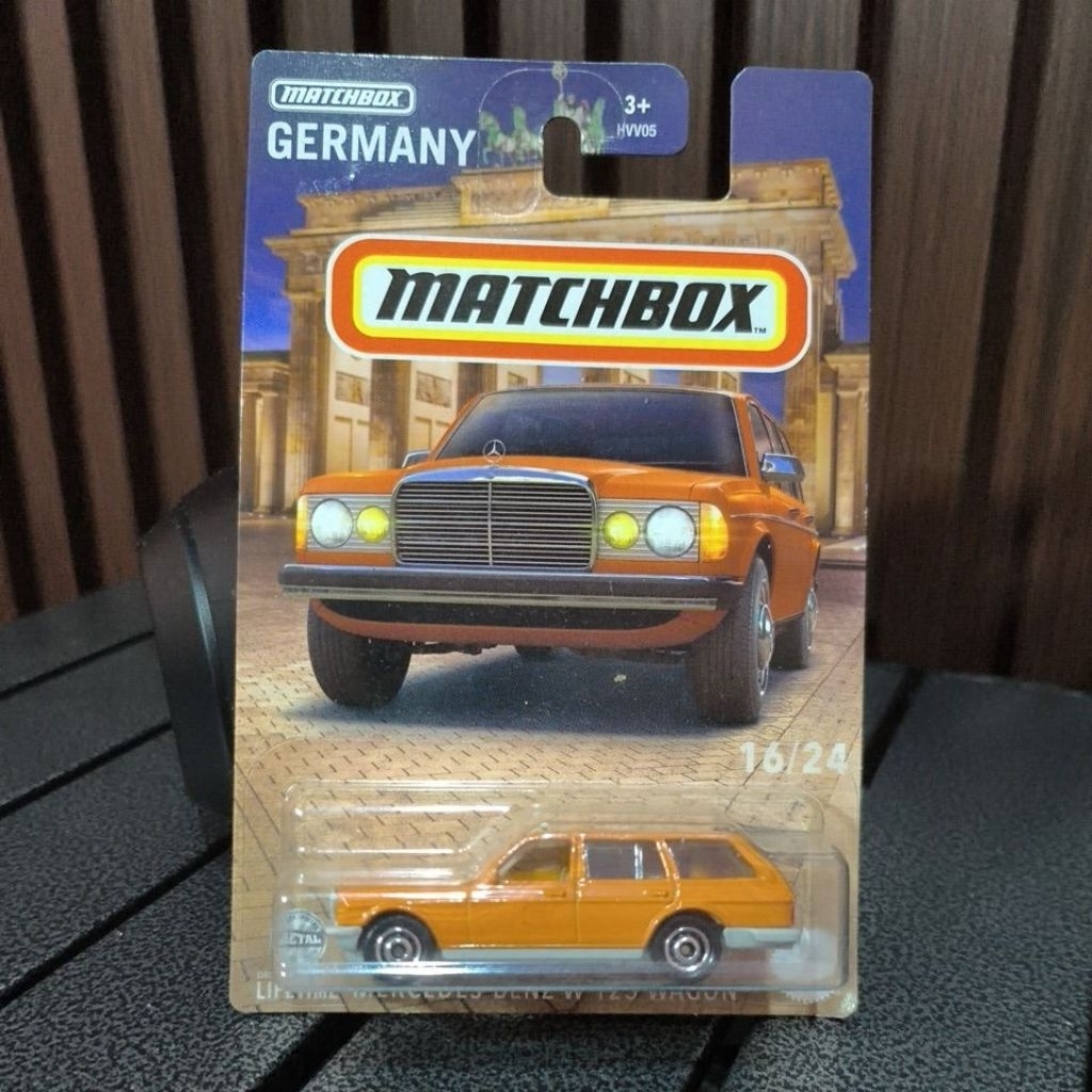 Matchbox Mercedes-Benz W 123 Wagon Brikana D mainan mobil diecast