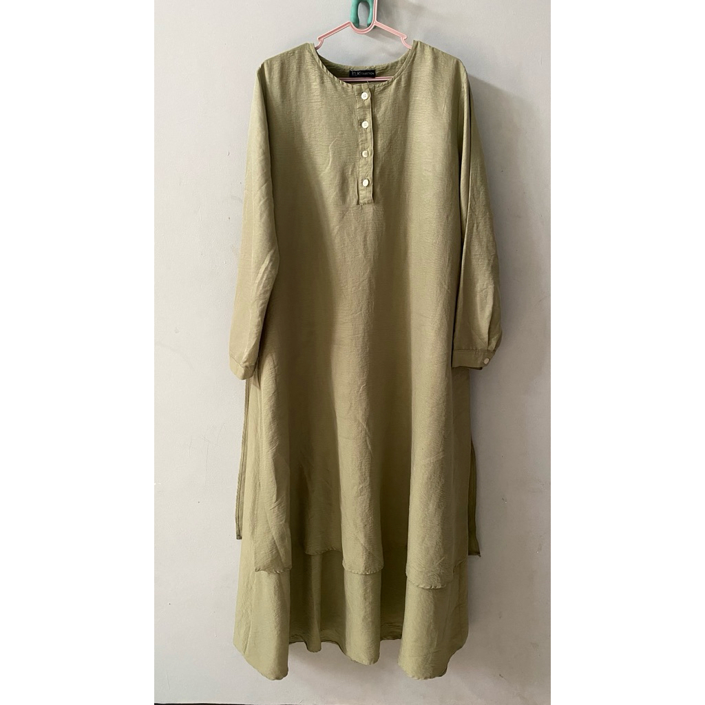 preloved gamis abaya warna sage bahan airflow