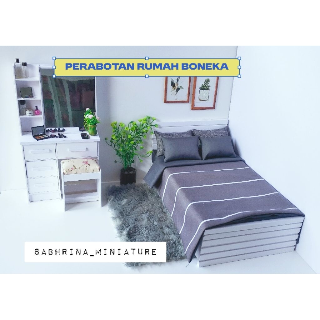 Mainan Meja Rias Perabotan Boneka/Action Figure