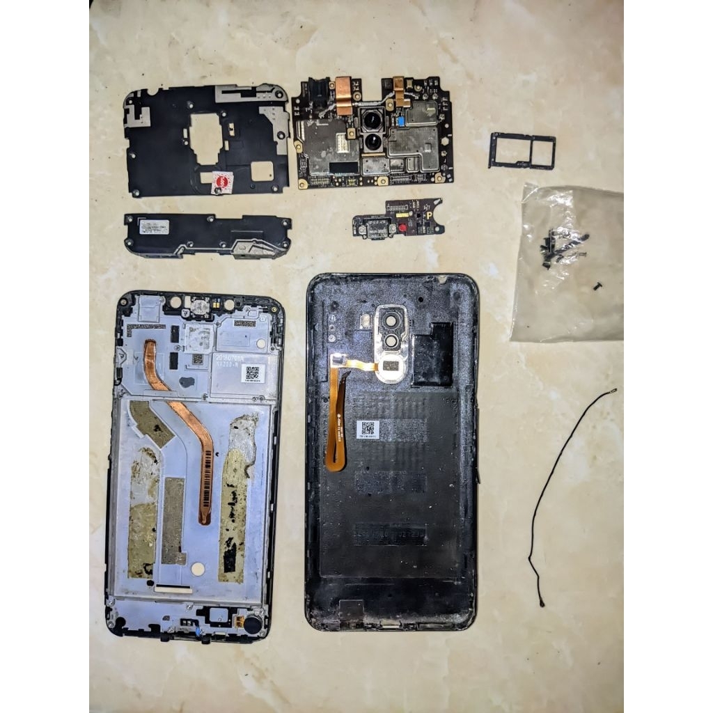 MESIN POCO F1 NYALA NORMAL 6/64