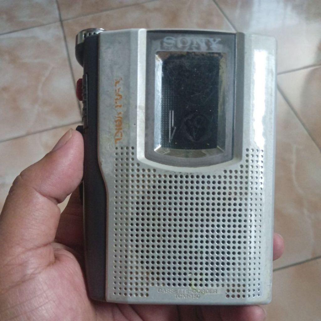WALKMAN SONY TCM 150