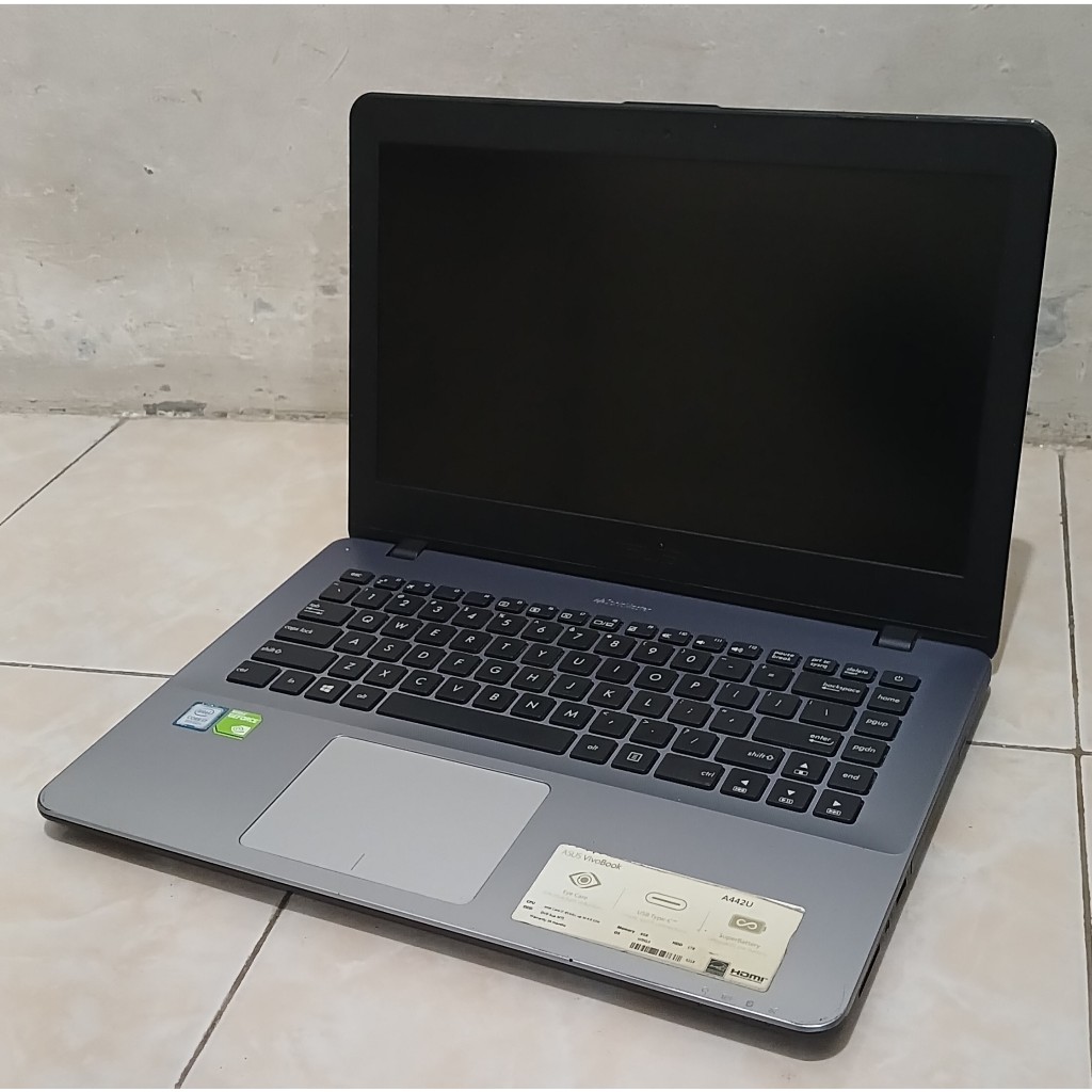ASUS VIVOBOOK A442UF/Intel Core i7-8550U/8GB/1TB