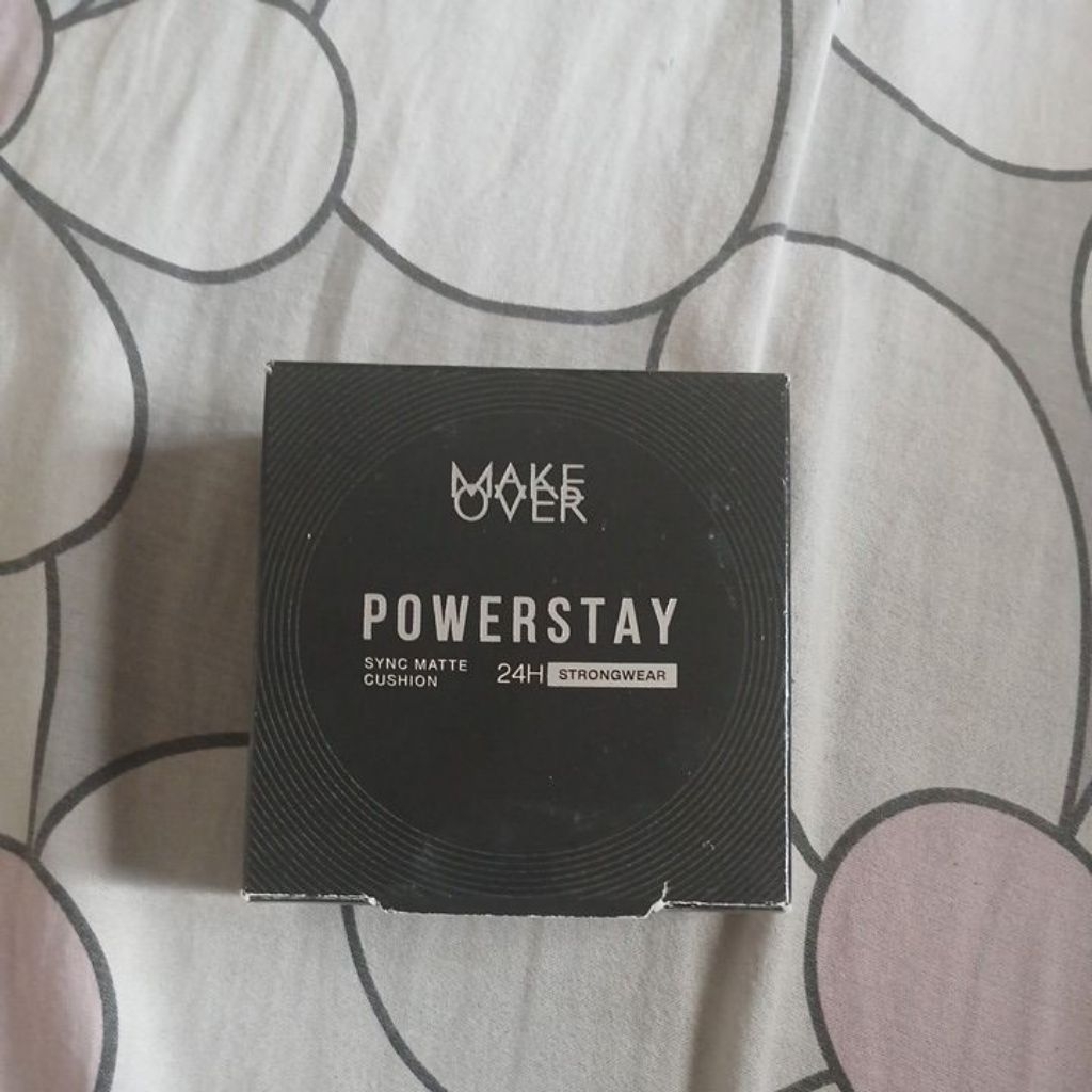 preloved cushion makeover w33