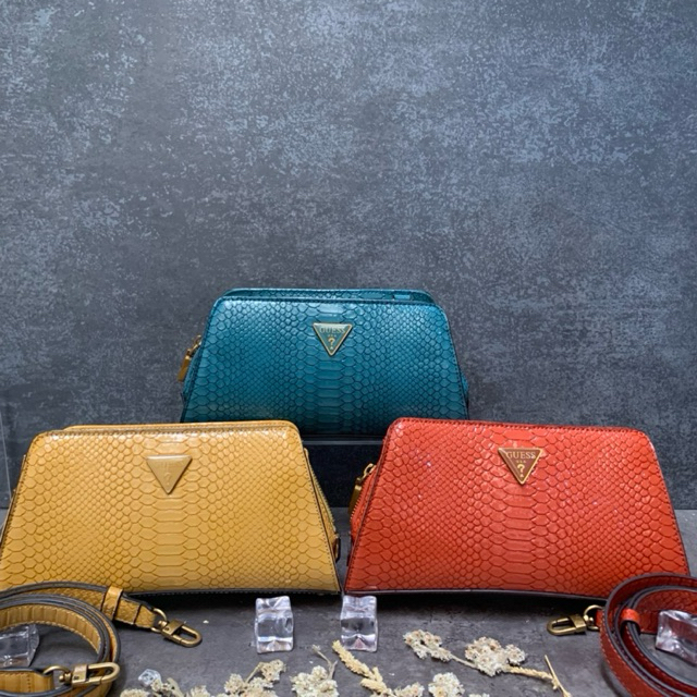 READY ORIGINAL GUESS ANNITA TOP ZIP GALERIA TAS WANITA SALE 70%