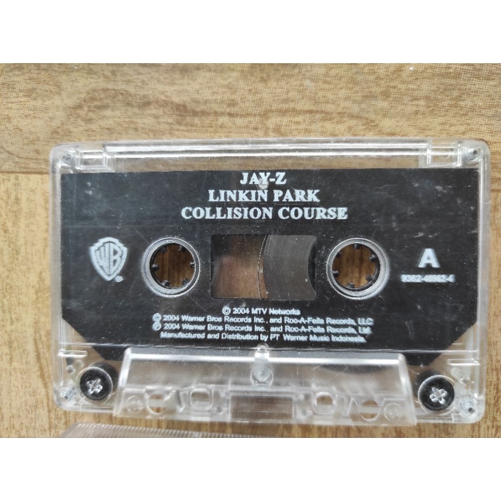 kaset pita tanpa cover JAY -Z , LINKIN PARK "collision course"