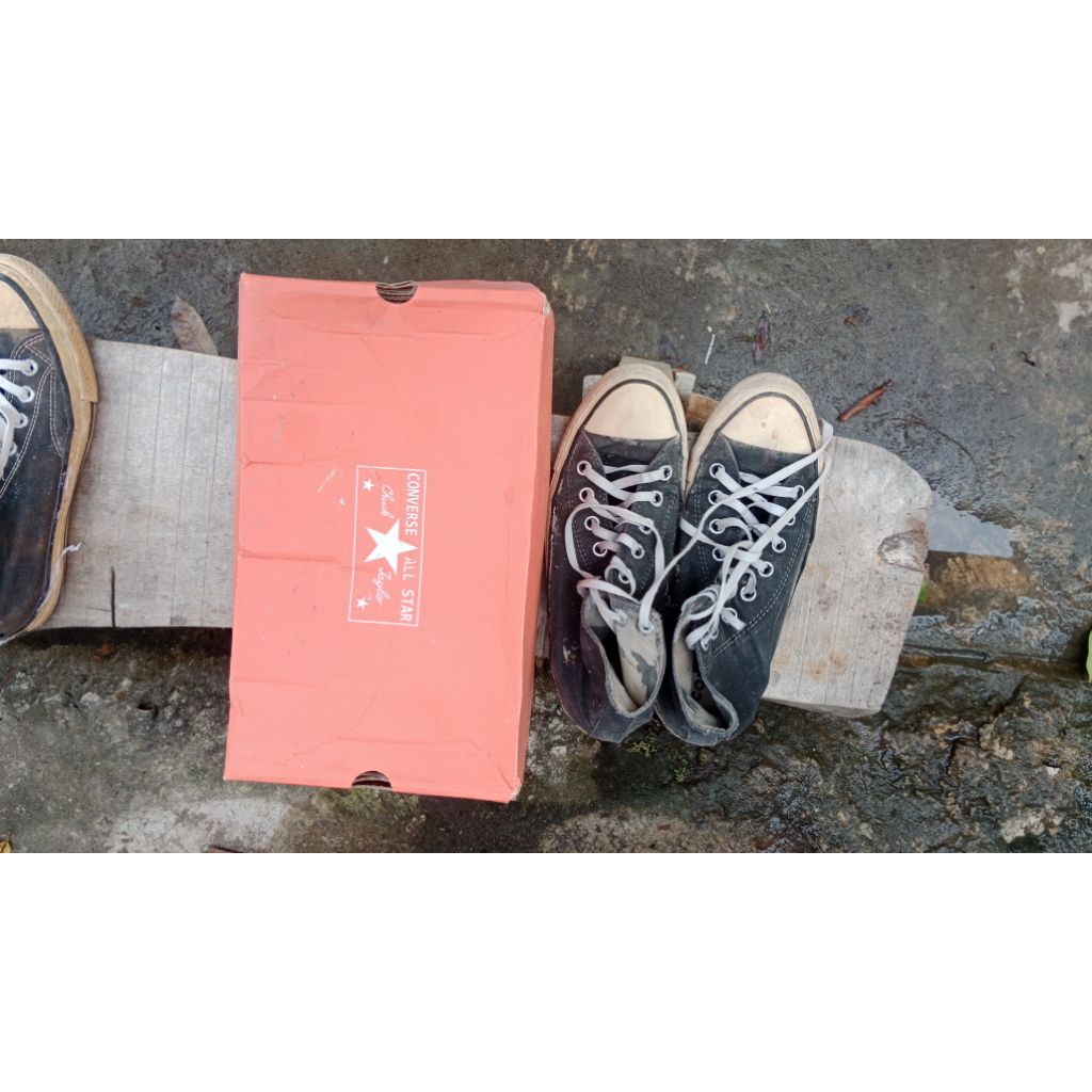 SEPATU CONVERSE [SECOND]