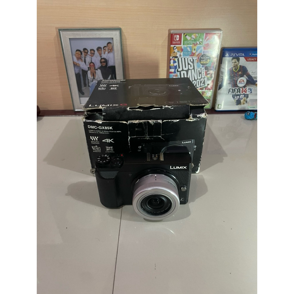 KAMERA LUMIX GX85 with LUMIX 12-32mm