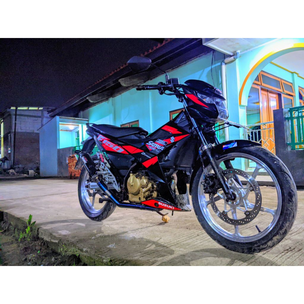 Leheran Knalpot SJ 88 satria Fu injeksi.
