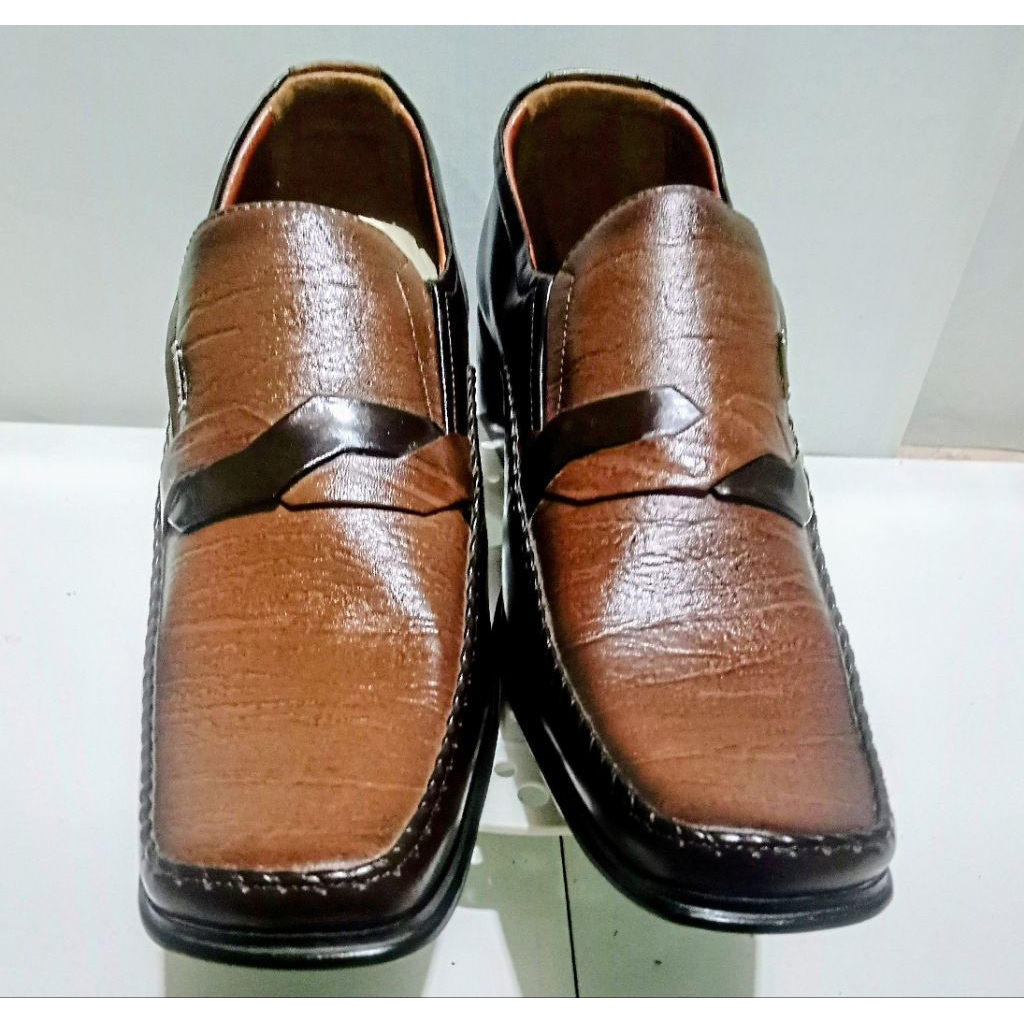 Bally - Sepatu Pria Elegan Trend Keren Kekinian Formal Kulit Import Original