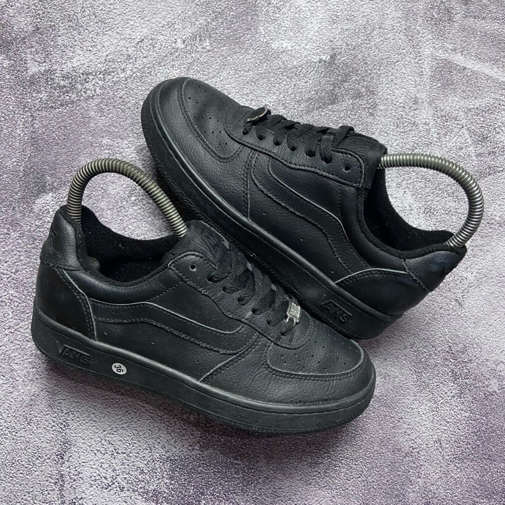 [Size 35 Fit 36] Rare Vans Elian Black Triple Black Full Black Second Original Kondisi Nominus. Harg