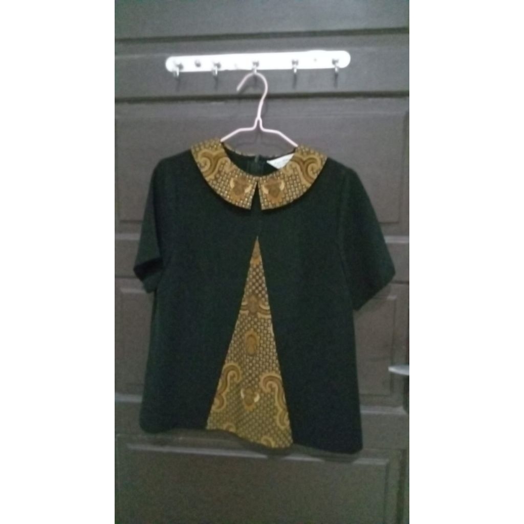 PRELOVED BATIK LYNE HALIM