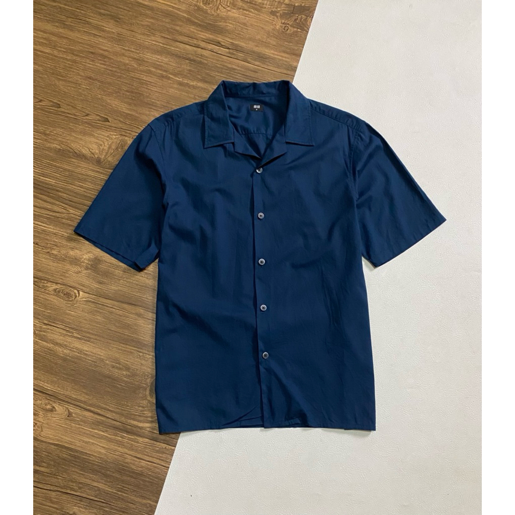 OPEN COLLAR UNIQLO