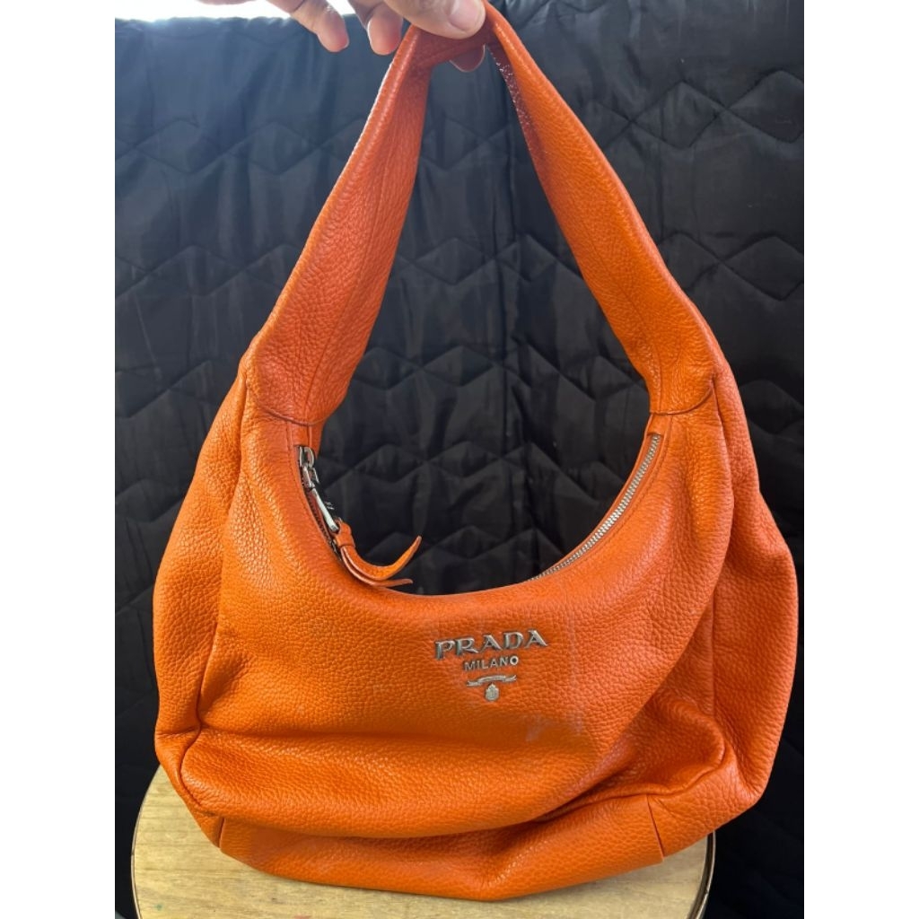 Tas wanita PRADA milano ada no serinya