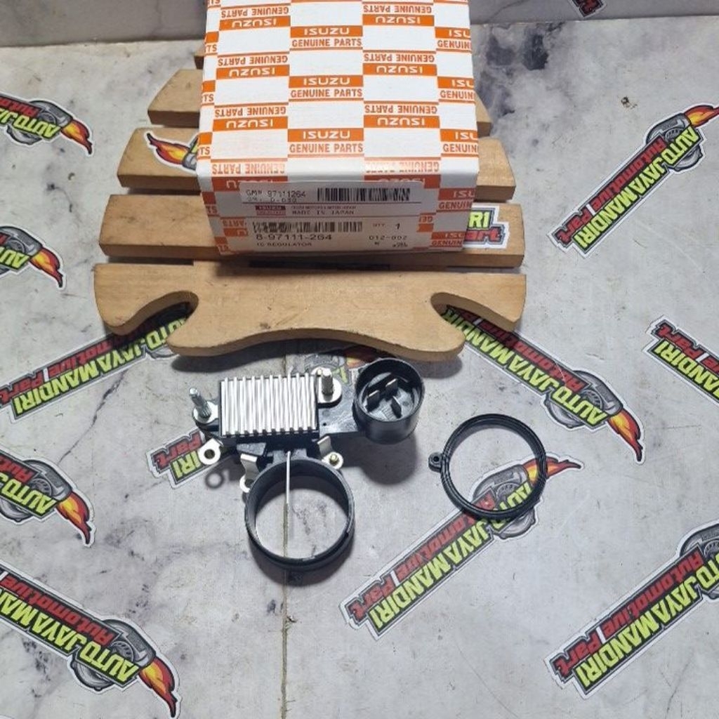 Ic alternator/Ic regulator/Ic dinamo cas ampere Isuzu NKR66 NKR71 NKR71HD 24V Merk Isuzu 8-97111-246