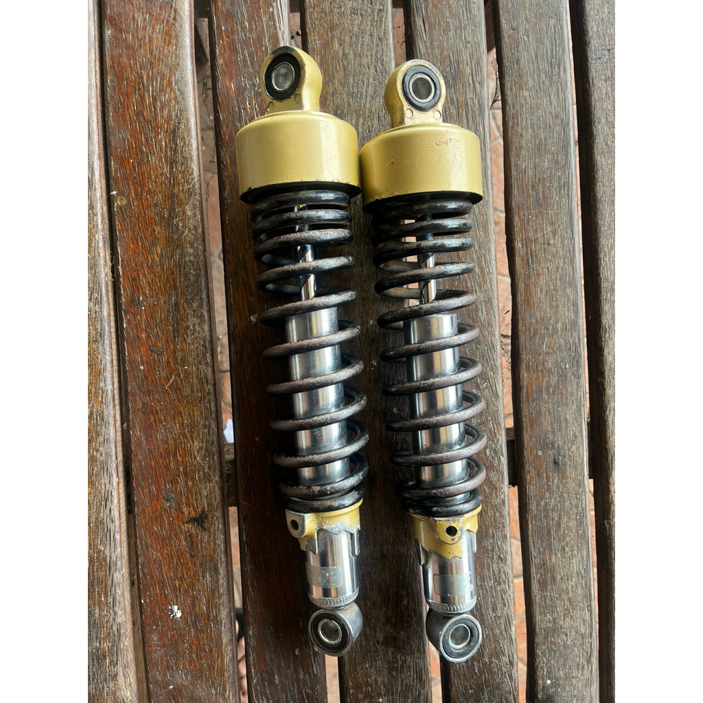 shock belakang thunder 250