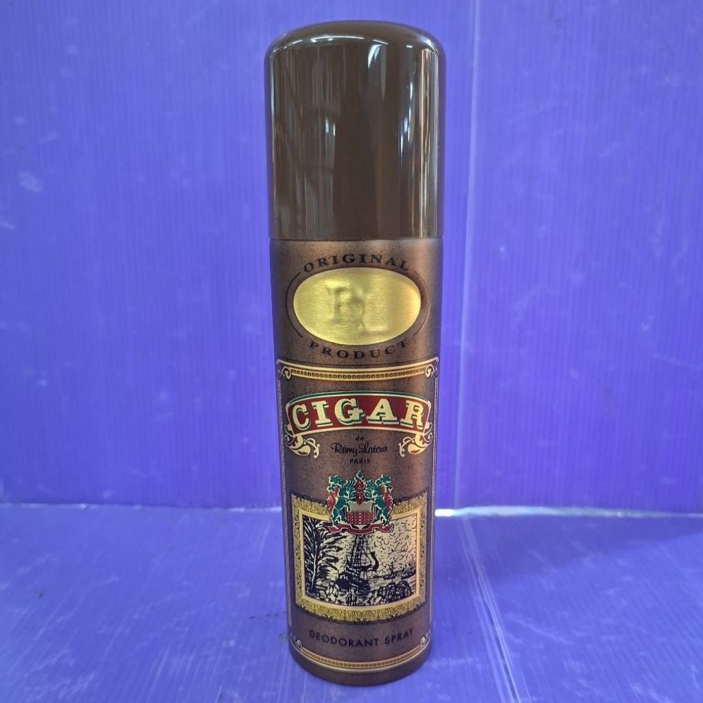 Remy Latour Cigar Parfum deodorant spray