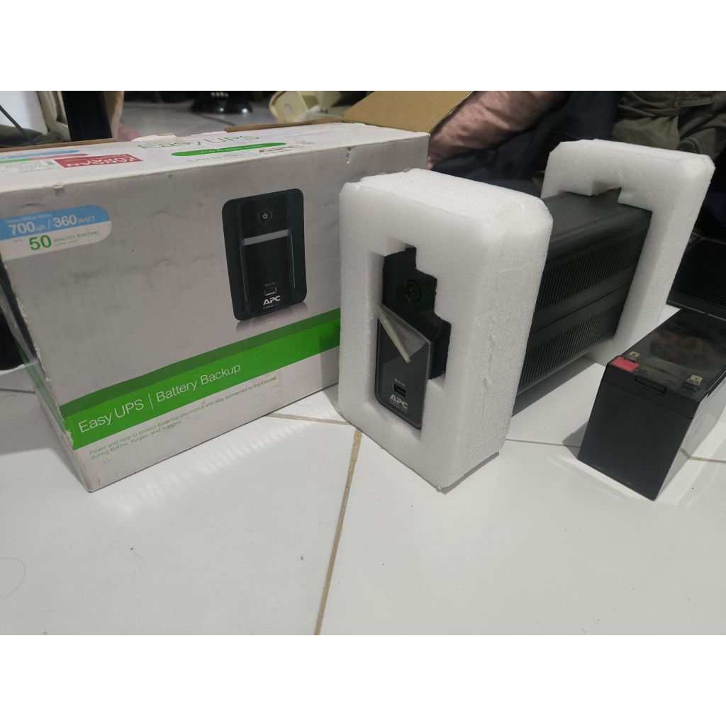 UPS APC + Baterai ups baru