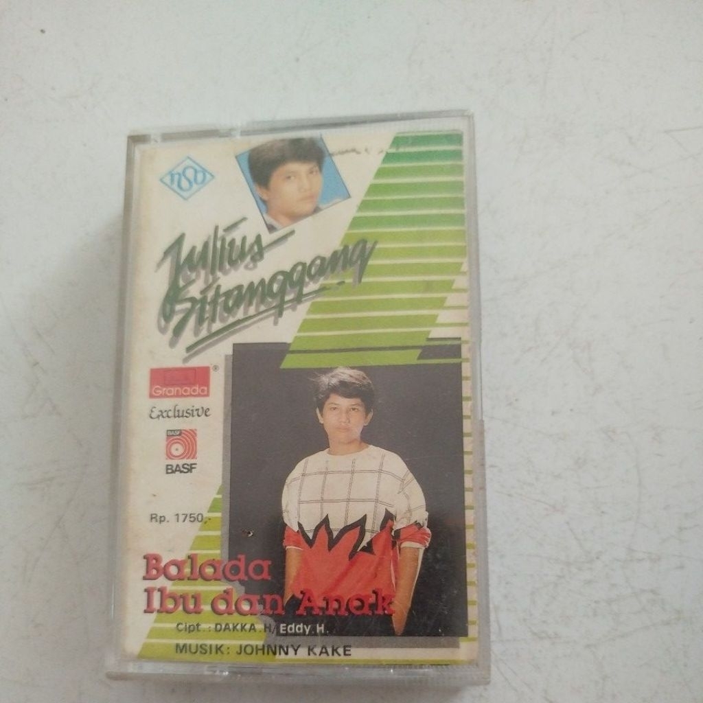 Kaset Julius Sitanggang