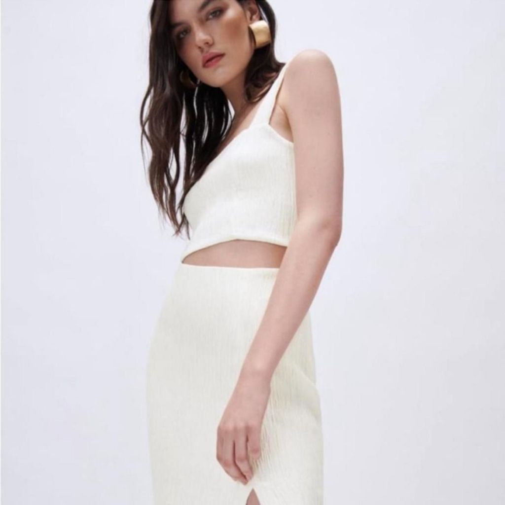 ZARA WHITE TEXTURED CROP TANK TOP