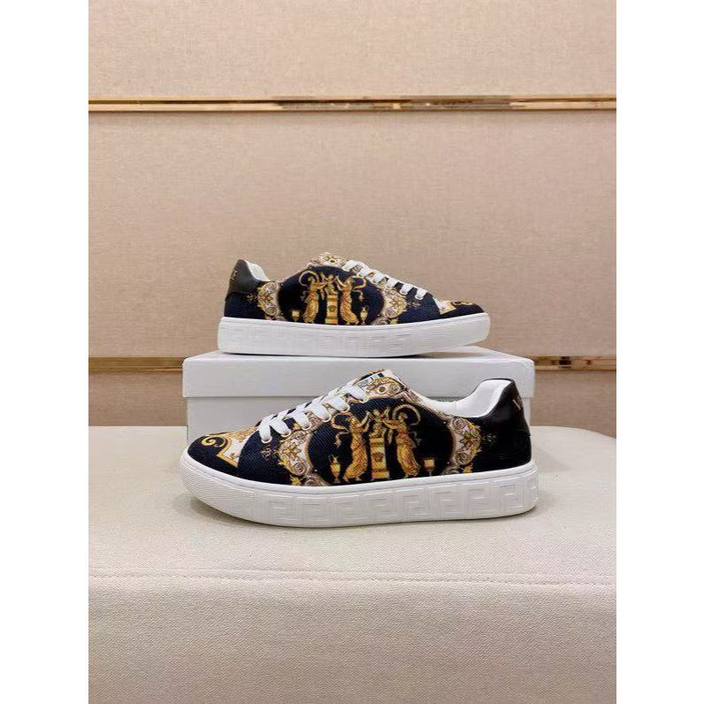 Sepatu olahraga Versace sepatu pria Sepatu santai atmosfer sederhana