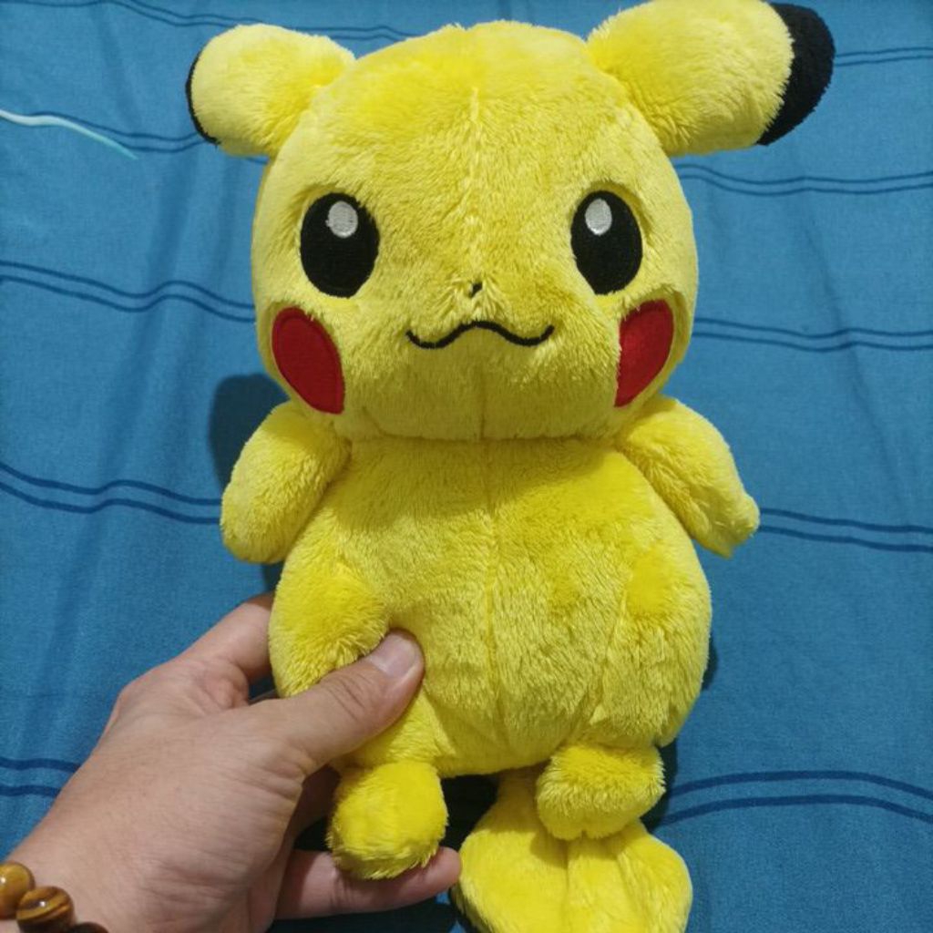 Boneka Pikachu Pokemon Changi Singapore Airlines | RARE