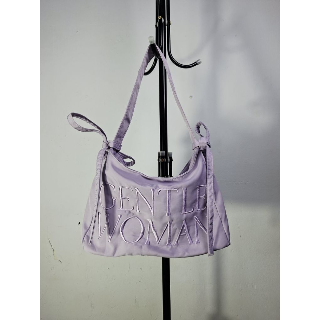 Preloved Tas Nilon Wanita GEWE Lilac/Ungu Muda