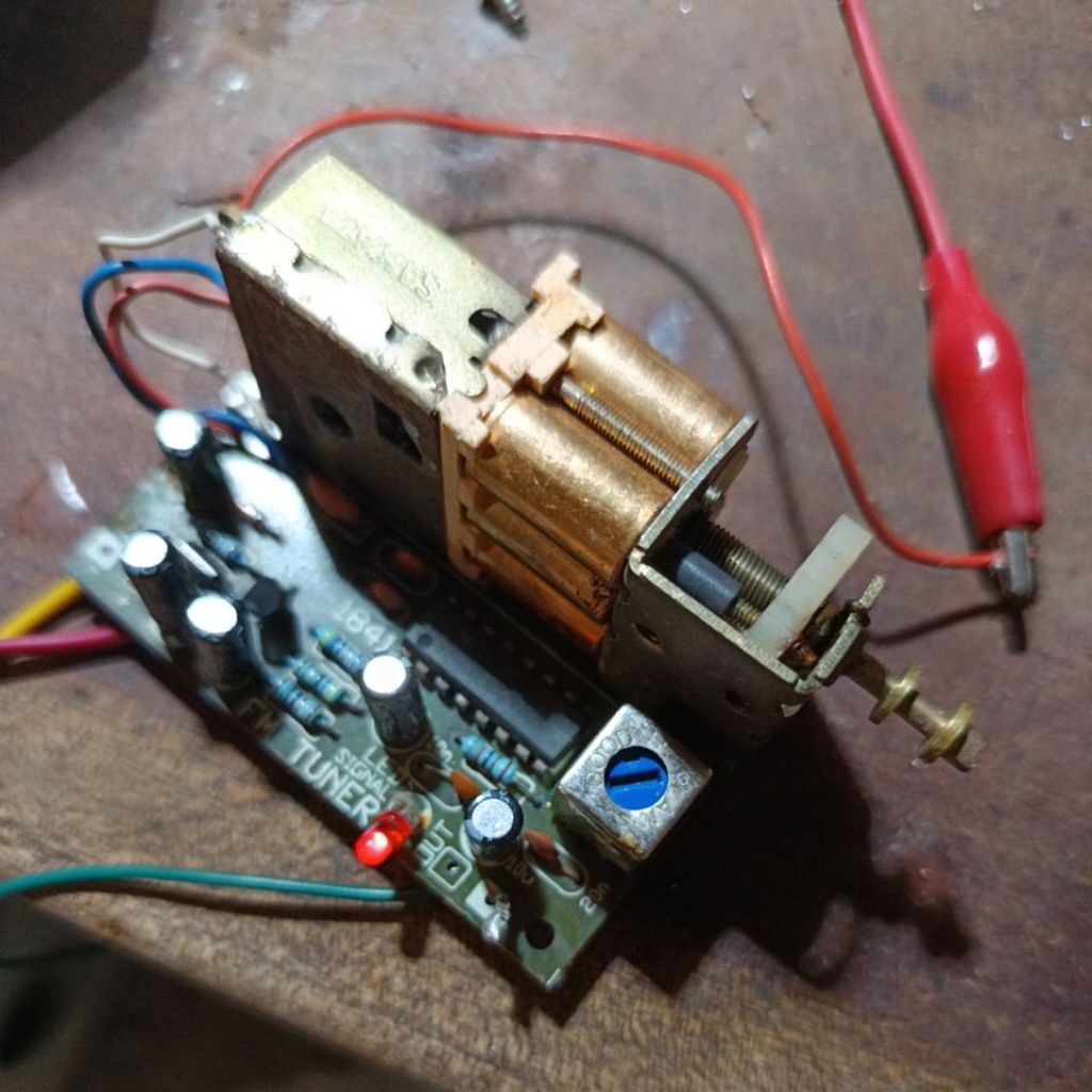 Tuner fm mono bekas berkualitas