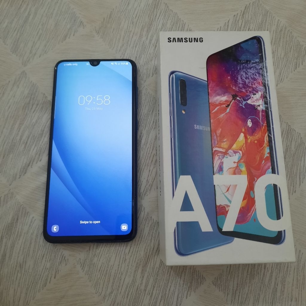 HP SAMSUNG A70 6/128 SECOND