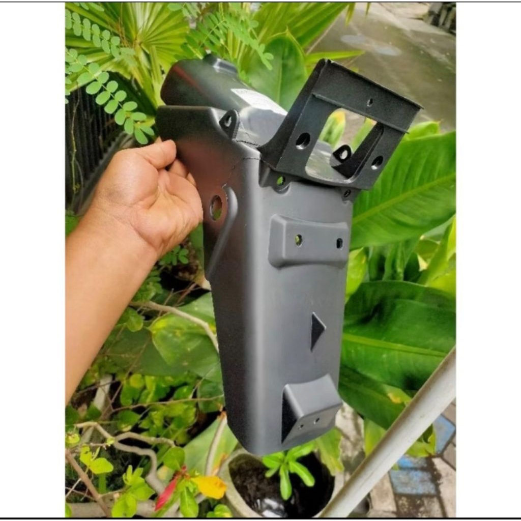 SELEBOR BELAKANG MEGAPRO HIU COAK SPAKBOR BELAKANG MEGAPRO HIU POTONGAN SELEBOR BELAKANG MP HIU MP K