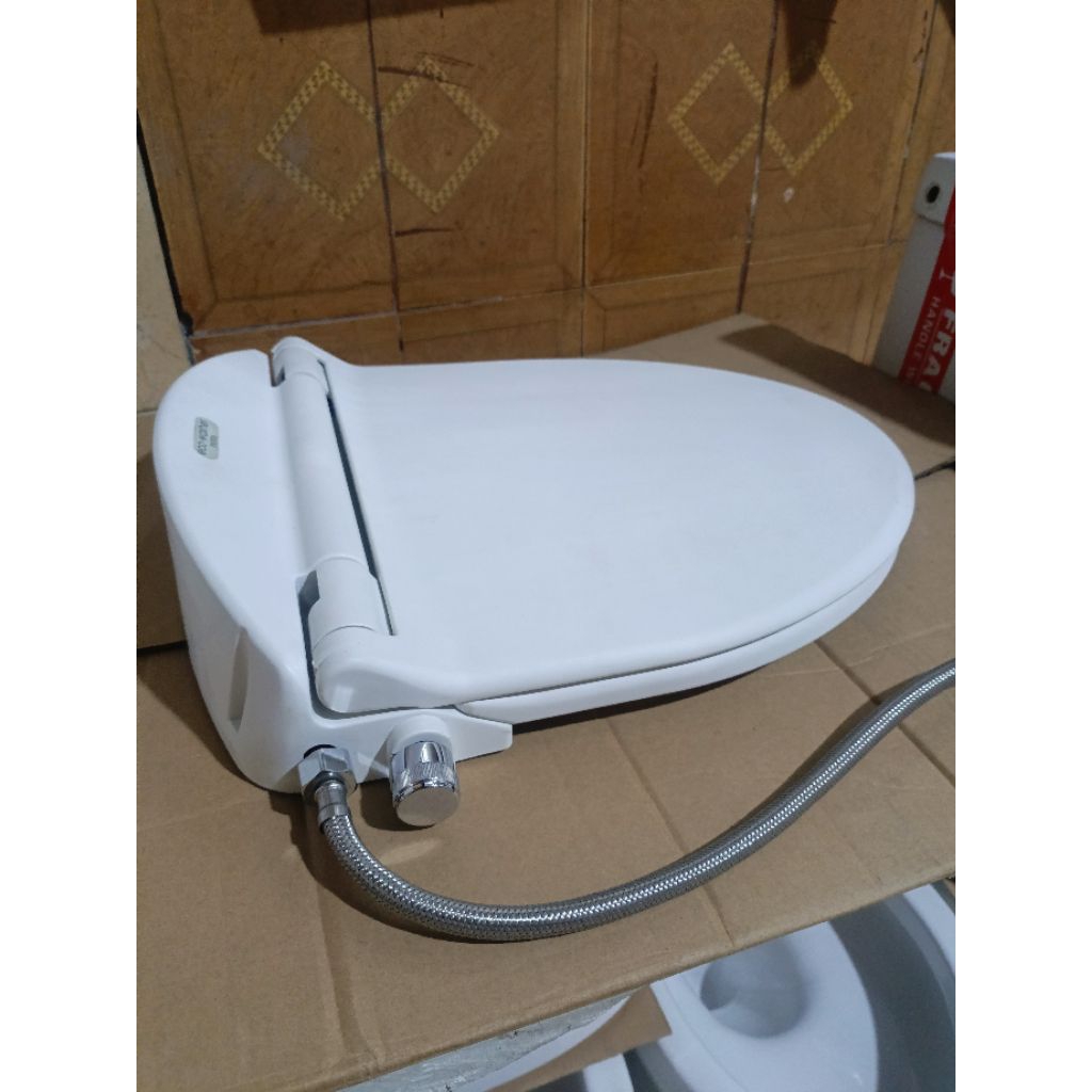 tutup closet TOTO eco-washer putih