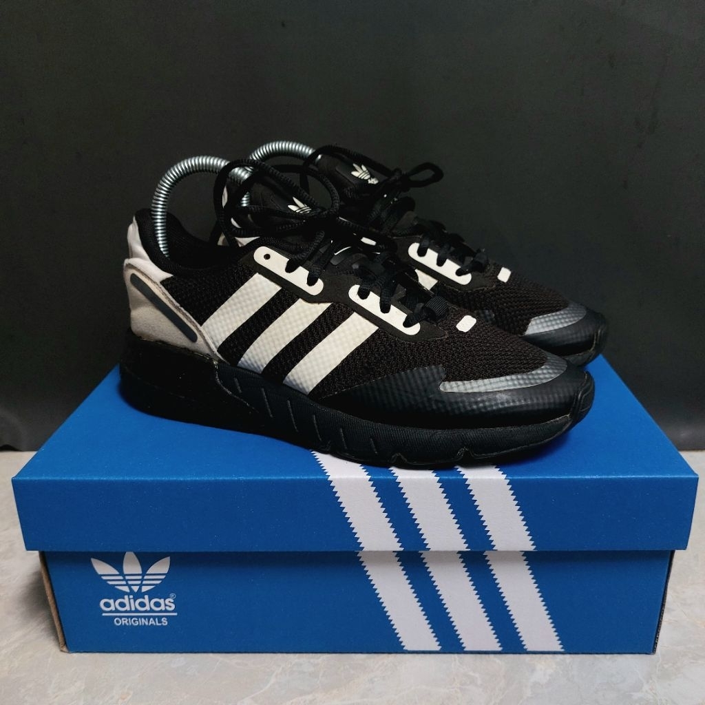 Sepatu Adidas Zx 1K Boost Size 40 (25 cm)
