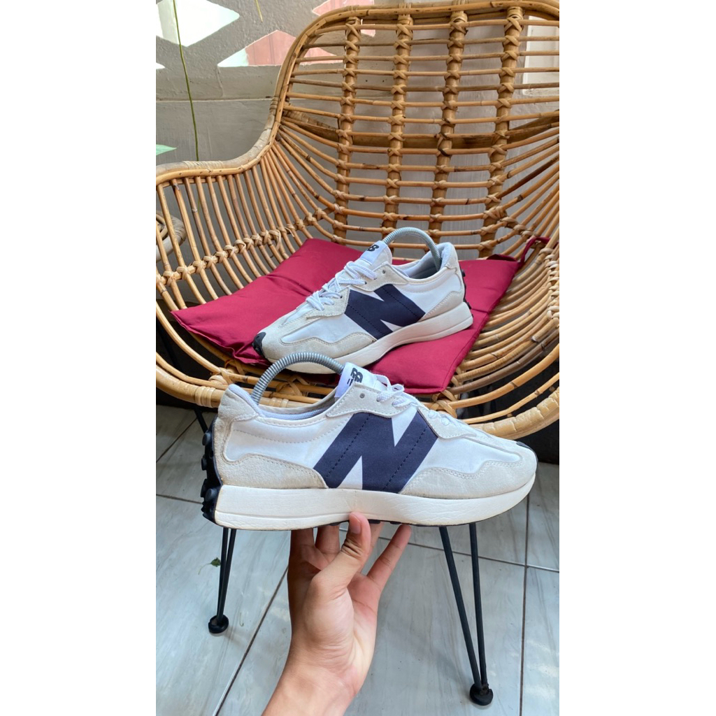 Nb 327